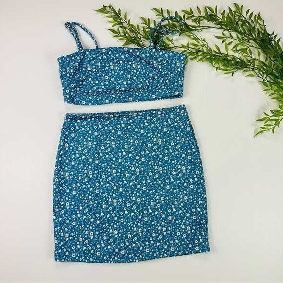 Forever 21 Sz SP Crop Top Skirt Matching Two Piece Set - Picture 1 of 15